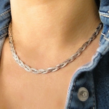 Dámský stříbrný náhrdelník zdobený 3,5mm RhodiumDámský stříbrný náhrdelník pletený 4,5mm Rhodium 9,15g 42cm