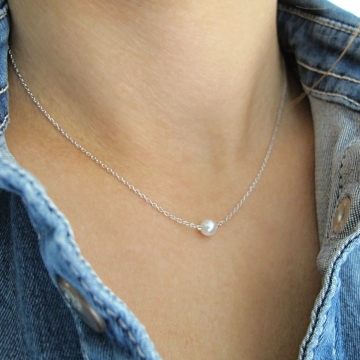 Dámský jemný stříbrný náhrdelník s perlou 5mm Rhodium 40cm + 5cm