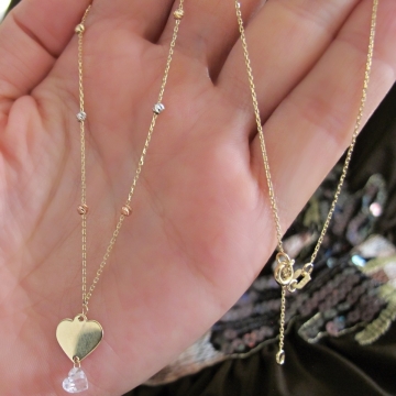 Zlatý dámský náhrdelník tříbarevné kuličky a srdíčka 1,70g