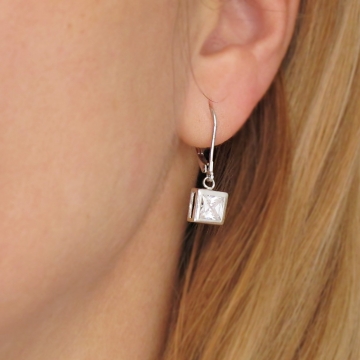 Stříbrné náušnice visací kostička se zirkonem 25mm 2,75g Rhodium
