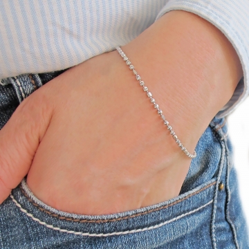 Stříbrný náramek zdobený tvary Rhodium 19cm